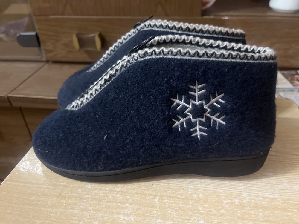 Продам новые женские буркм