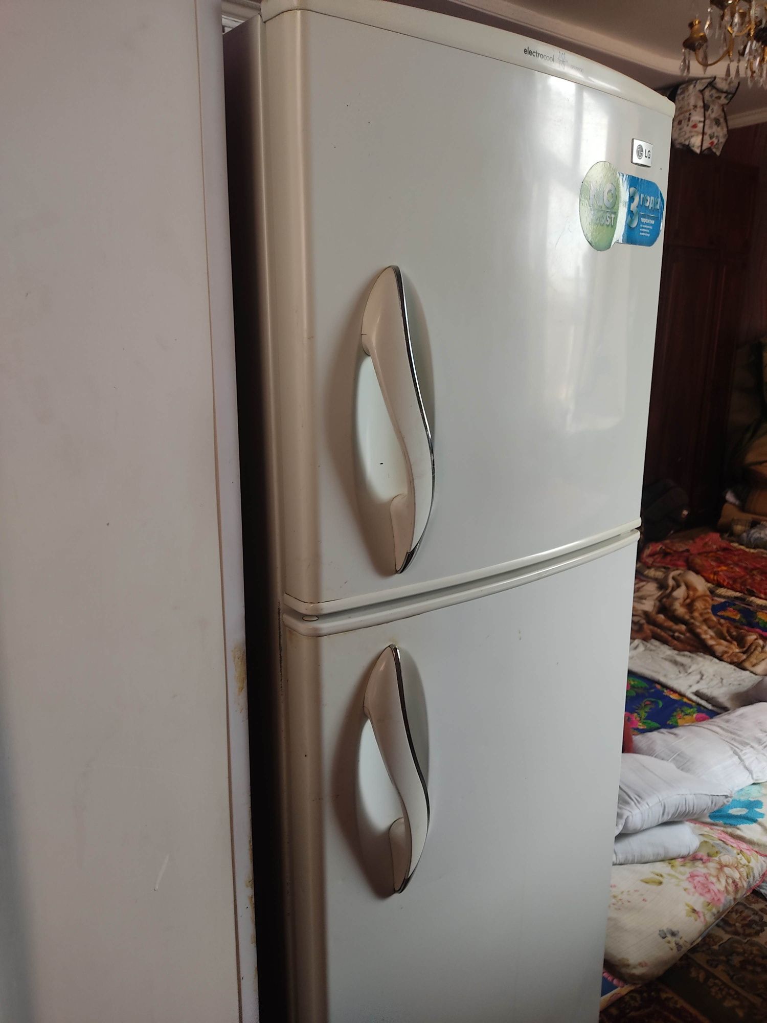 Продам холодильник LG
