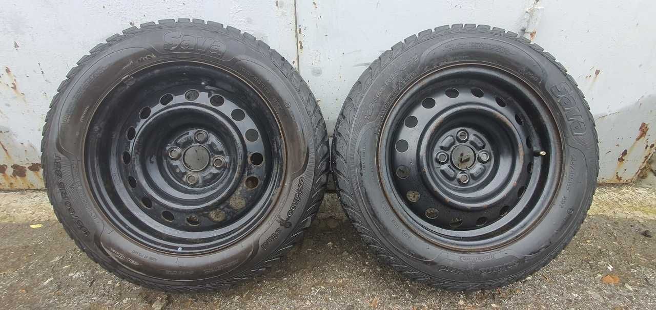 Два зимних шипованных колеса в сборе 195/60 R15 Toyota  Chevrolet