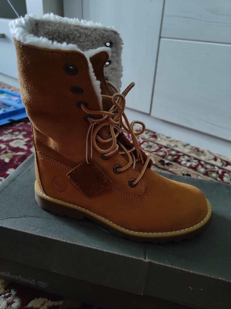Ботинка timberland 32r