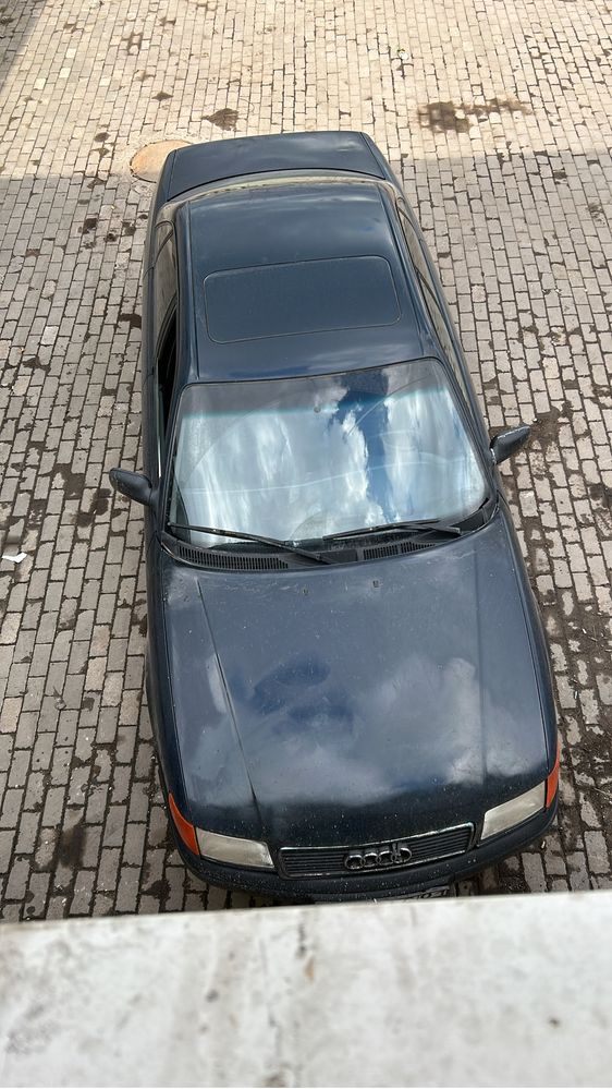 ауди 100 с4. 2 л моно.