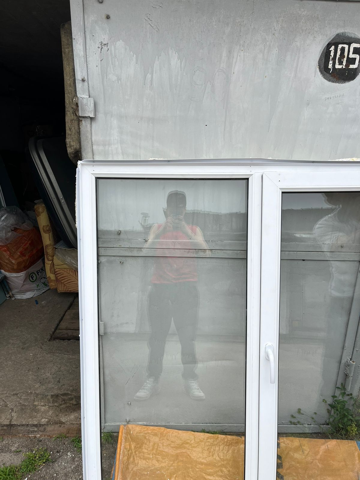 Продам пластиковое окно