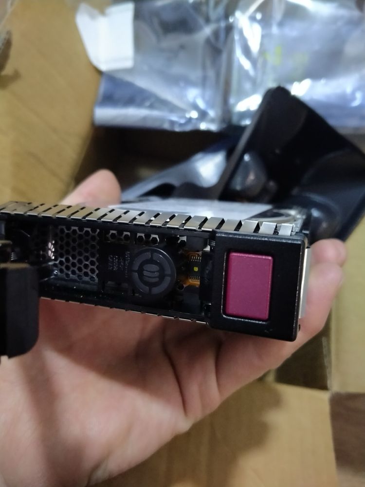 Продам жесткие диски по 2 Tb, 2 шт.