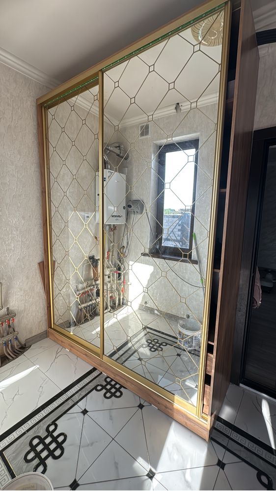 продам купе срочно.Новый