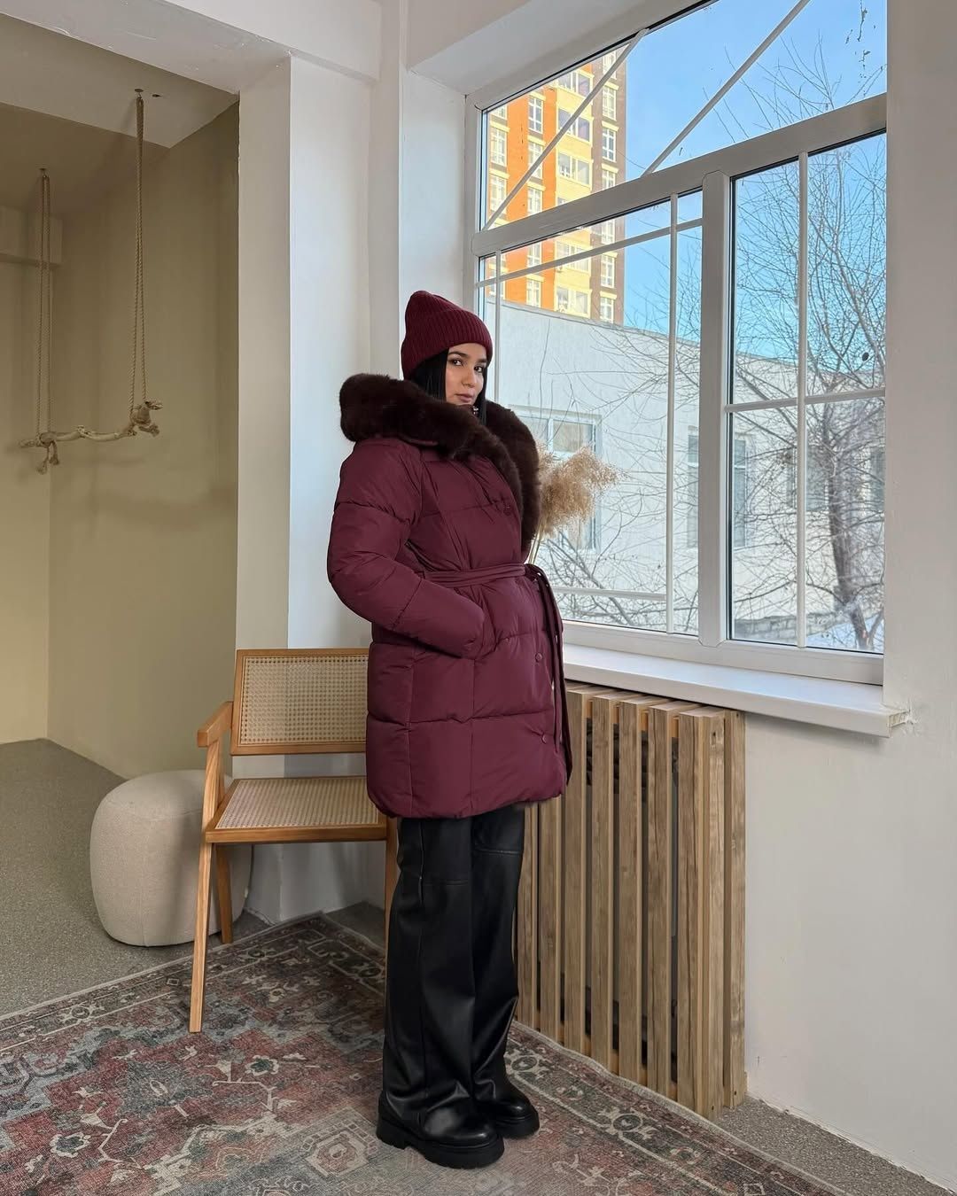 Продам зимнию куртку