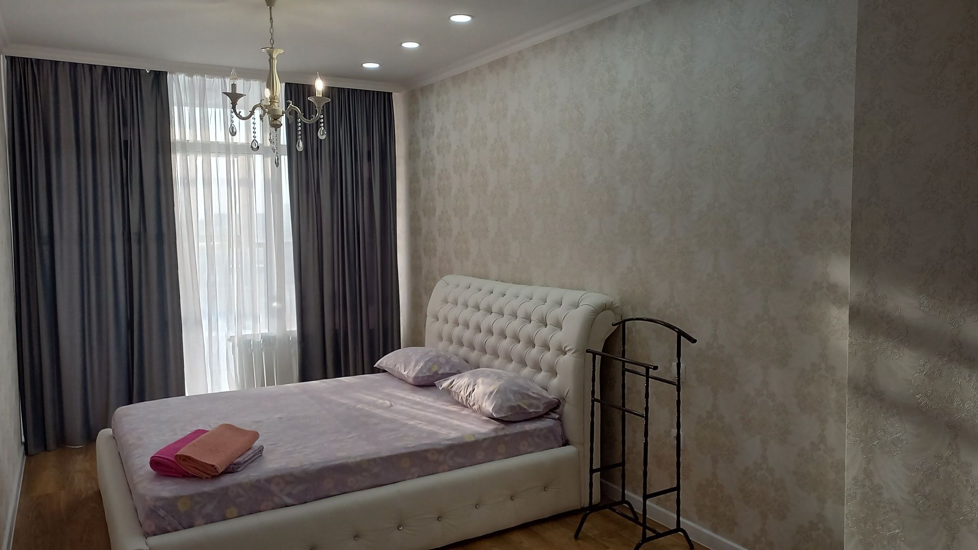 Квартиры по часовой от 1500 до 2000.Юго-восток, город.