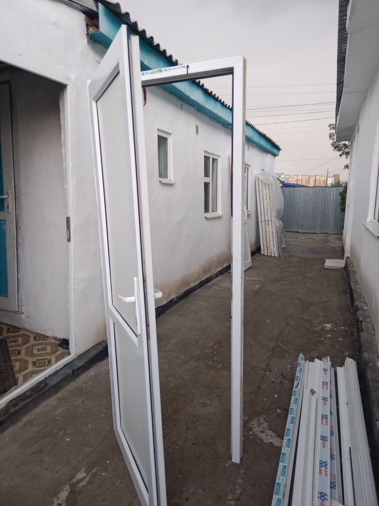 Продам дверь 2 метр х 85