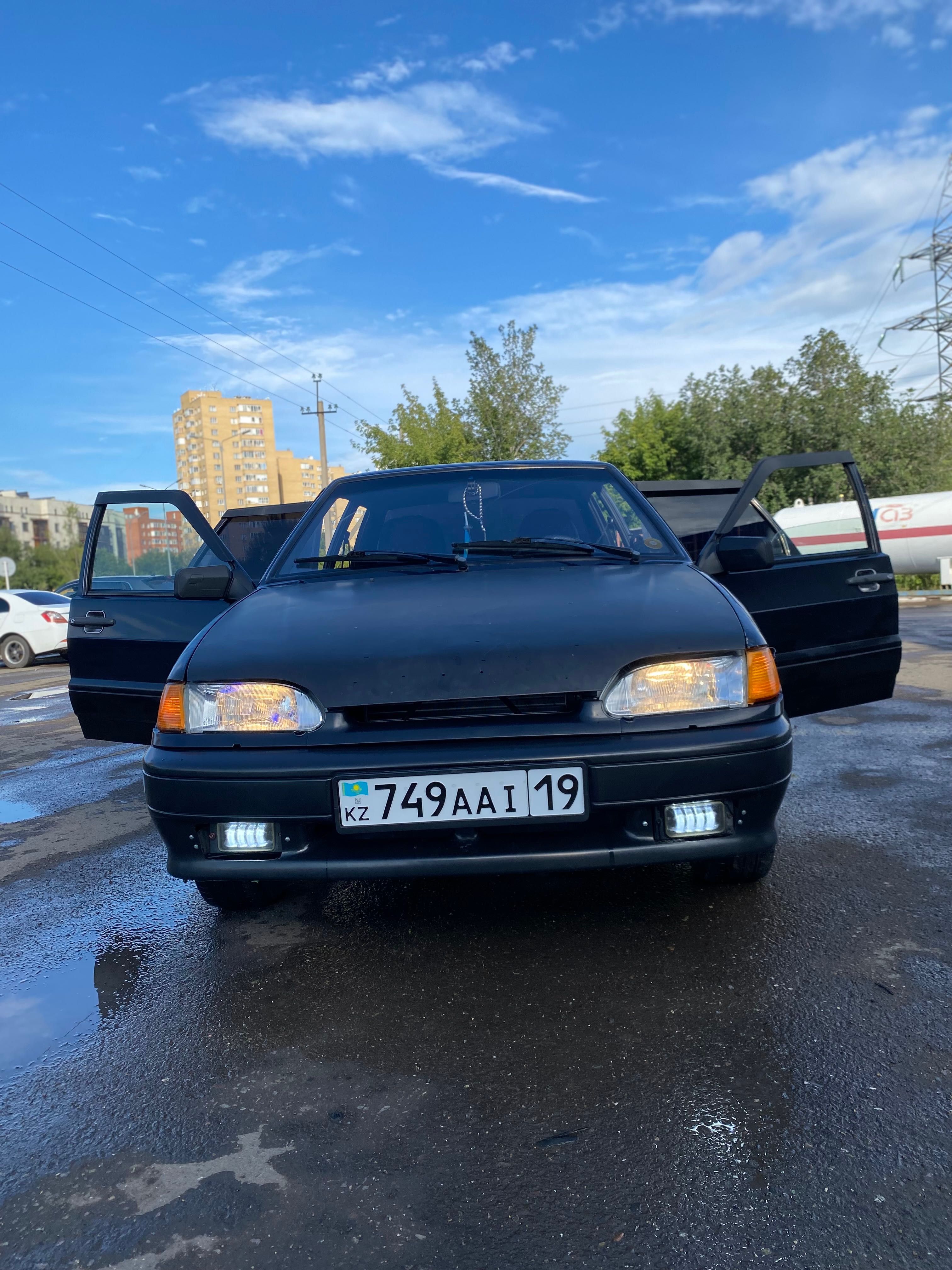 Продам ваз 2115 ))