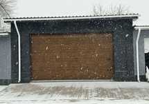 Продам гораж майкудук район Белинского горажный масив 30 или обмен