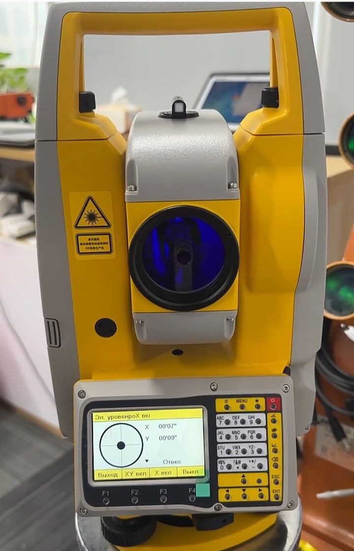 Продам новый тахеометр SOUTH NTS332 2" r1500м usb Bluetooth Leica topc