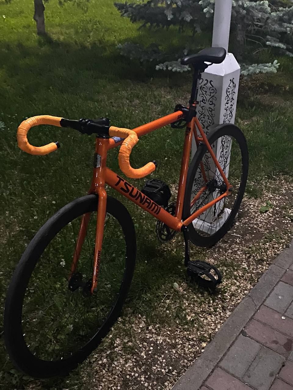 fixed gear tsunami