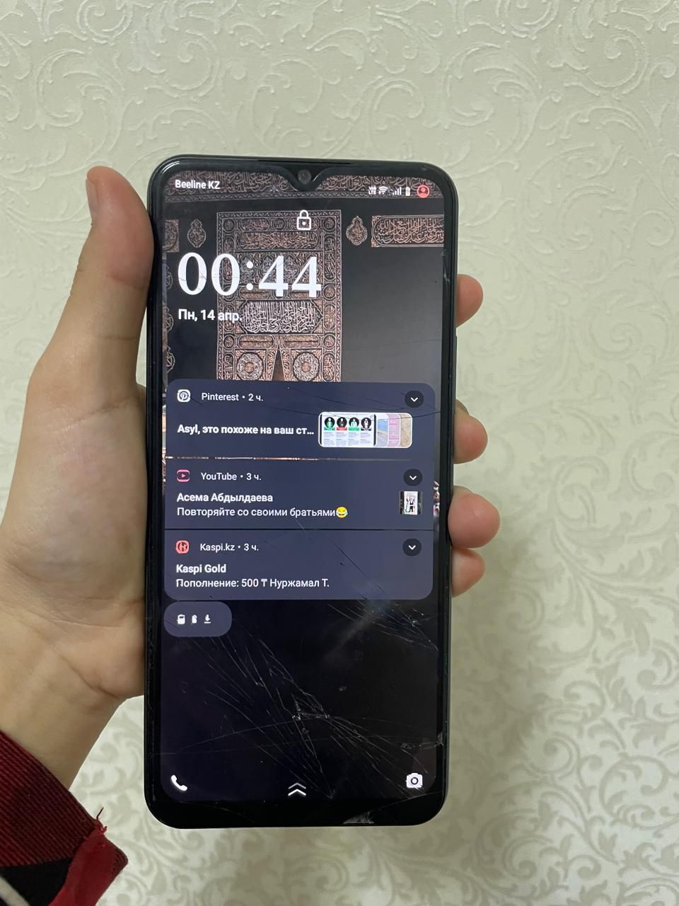 Vivo Y17s хороший