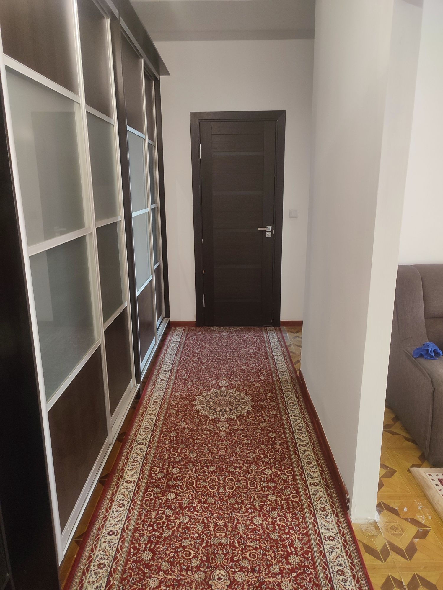 Продам, 1 комнатную квартиру 48.9 кв.м