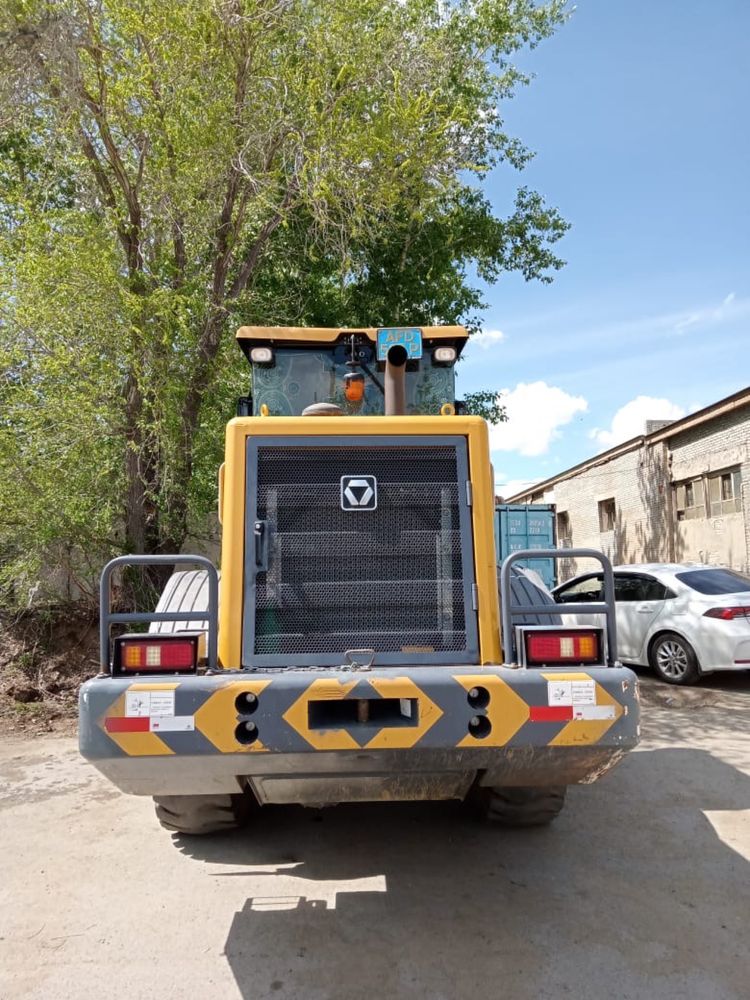 Продам франтальный погрущик
