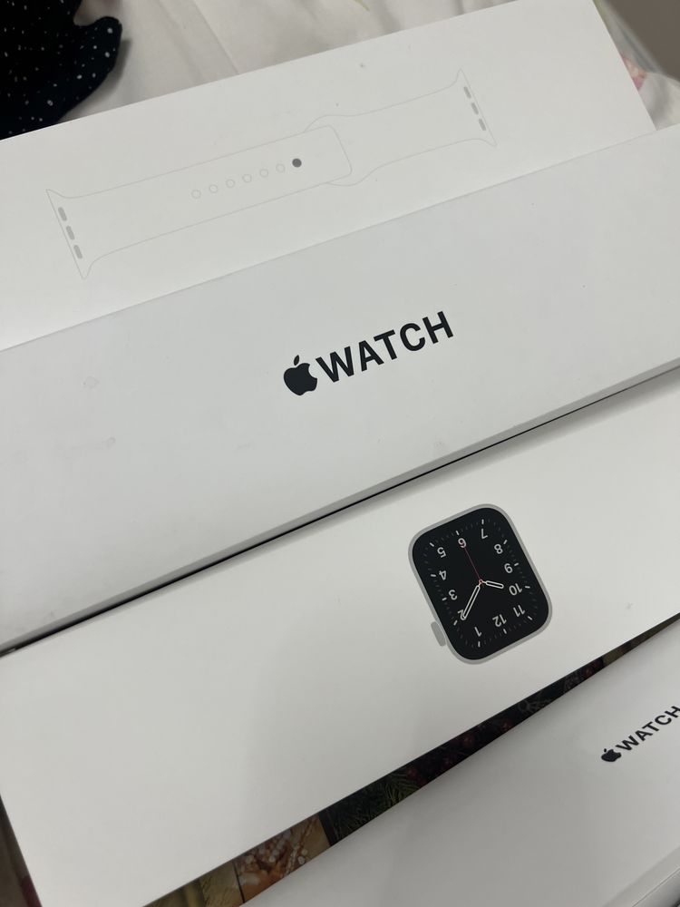Apple watch se 44 mm