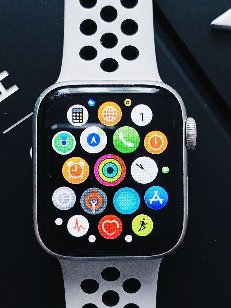 Apple watch 5 Series Nike оригинал (смарт-часы)
