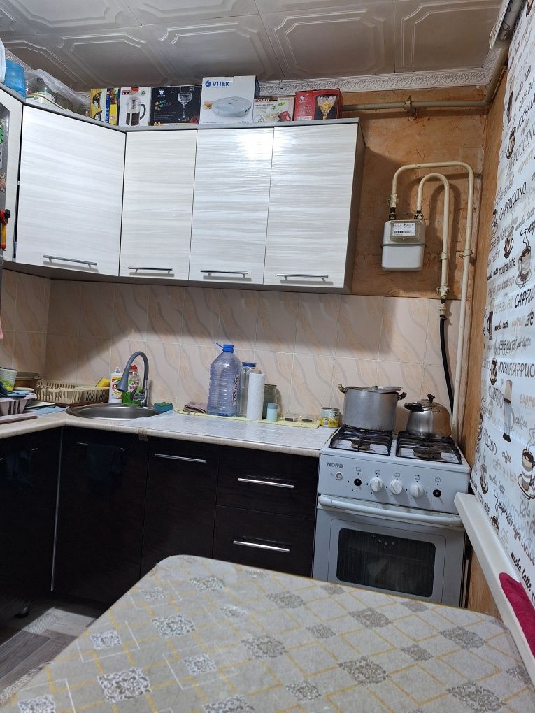 Срочно! Айтеке би 20. 2комн, 5эт.