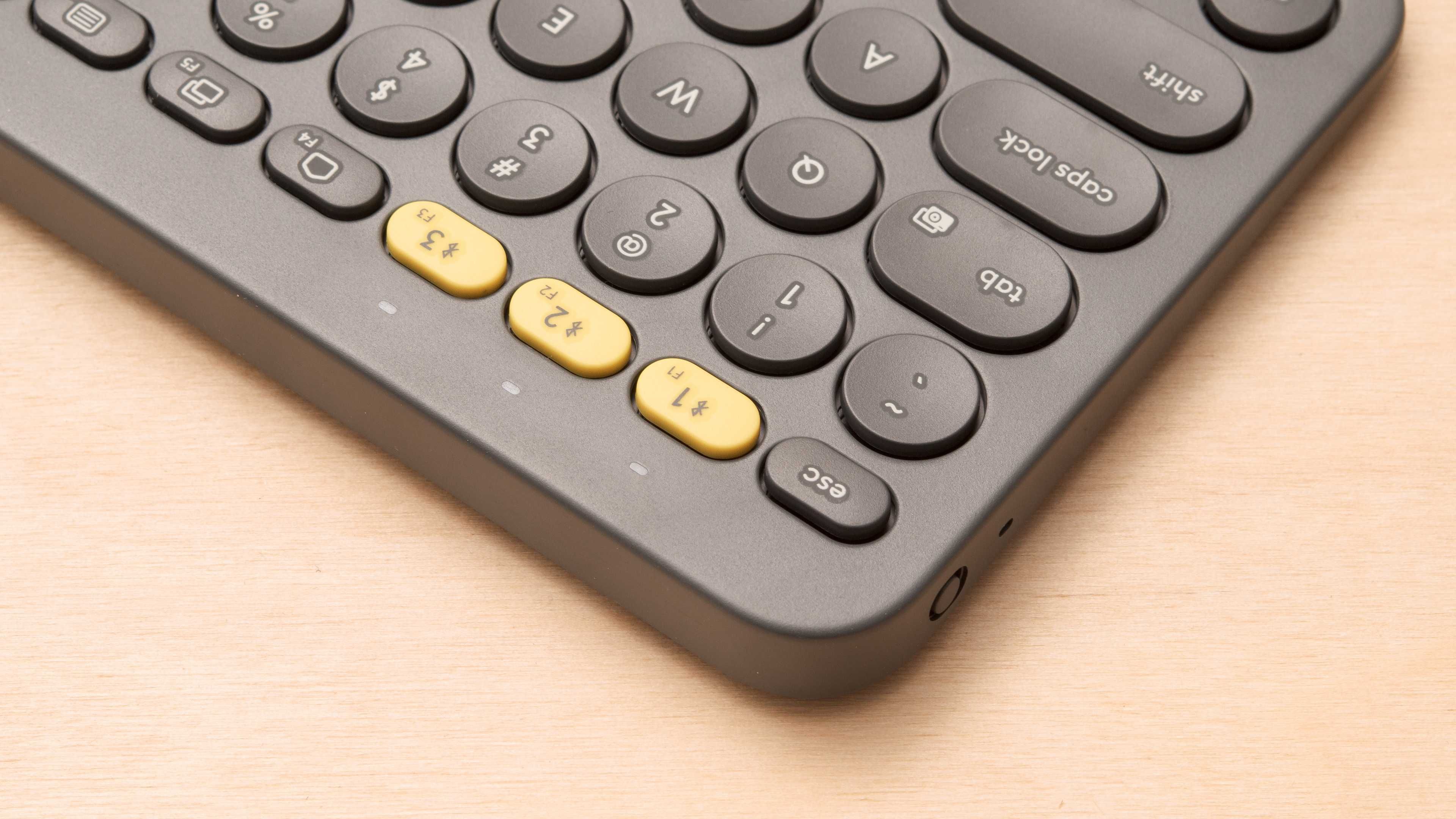 Logitech K380 Bluetooth — клавиатура для телефона, планшета, ПК