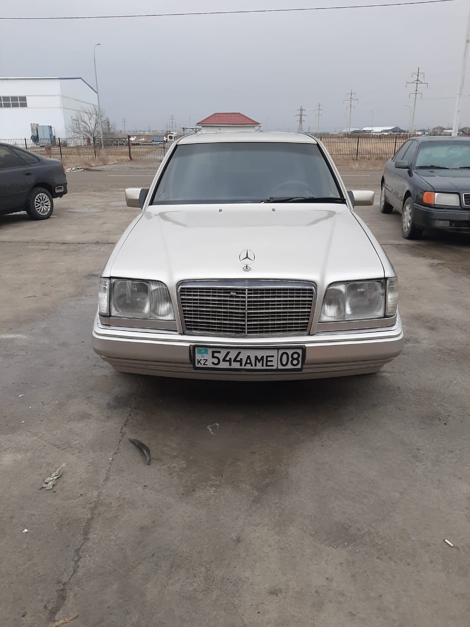 Мерс 124 сатам или ауыстырам