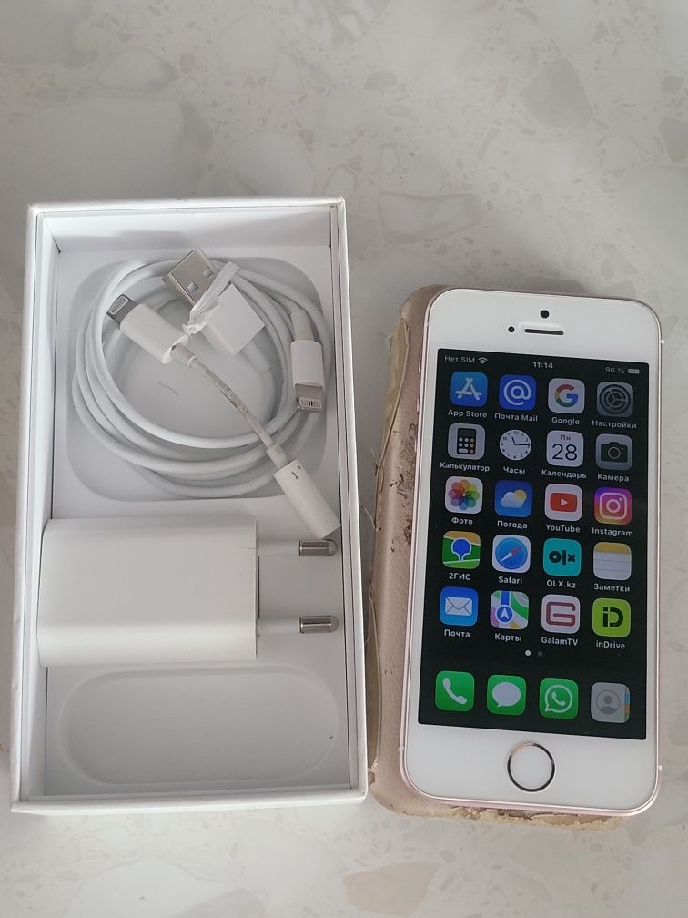 iPhone 5se 64 гига