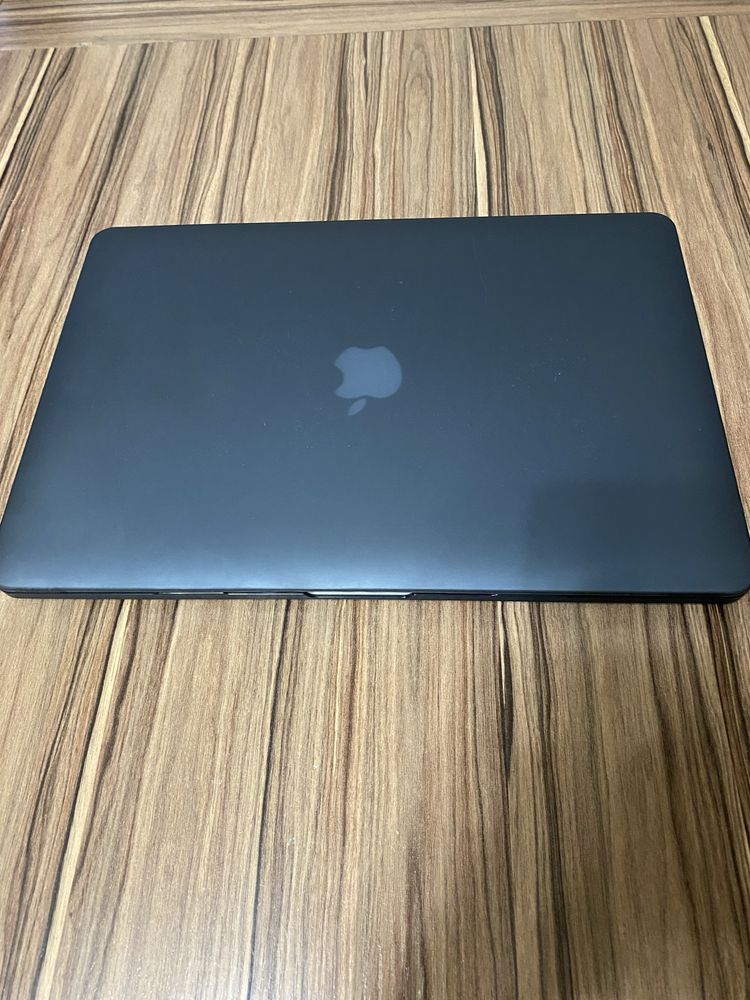 Продам MacBook Pro 15