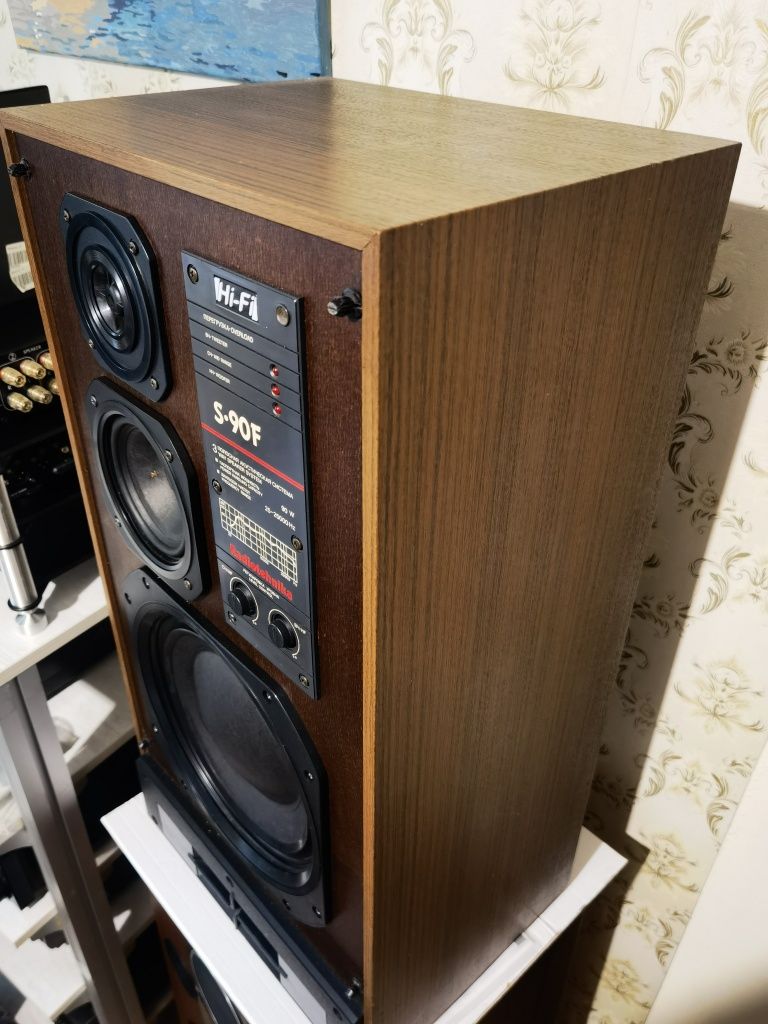 Продам акустическую систему Radiotehnika S-90F