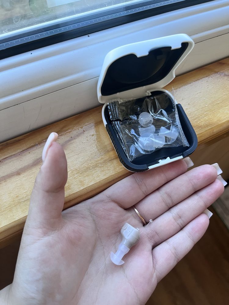 слуховой аппарат Dos-Gold 907 Micro Ampli-Ear Hearing Device.