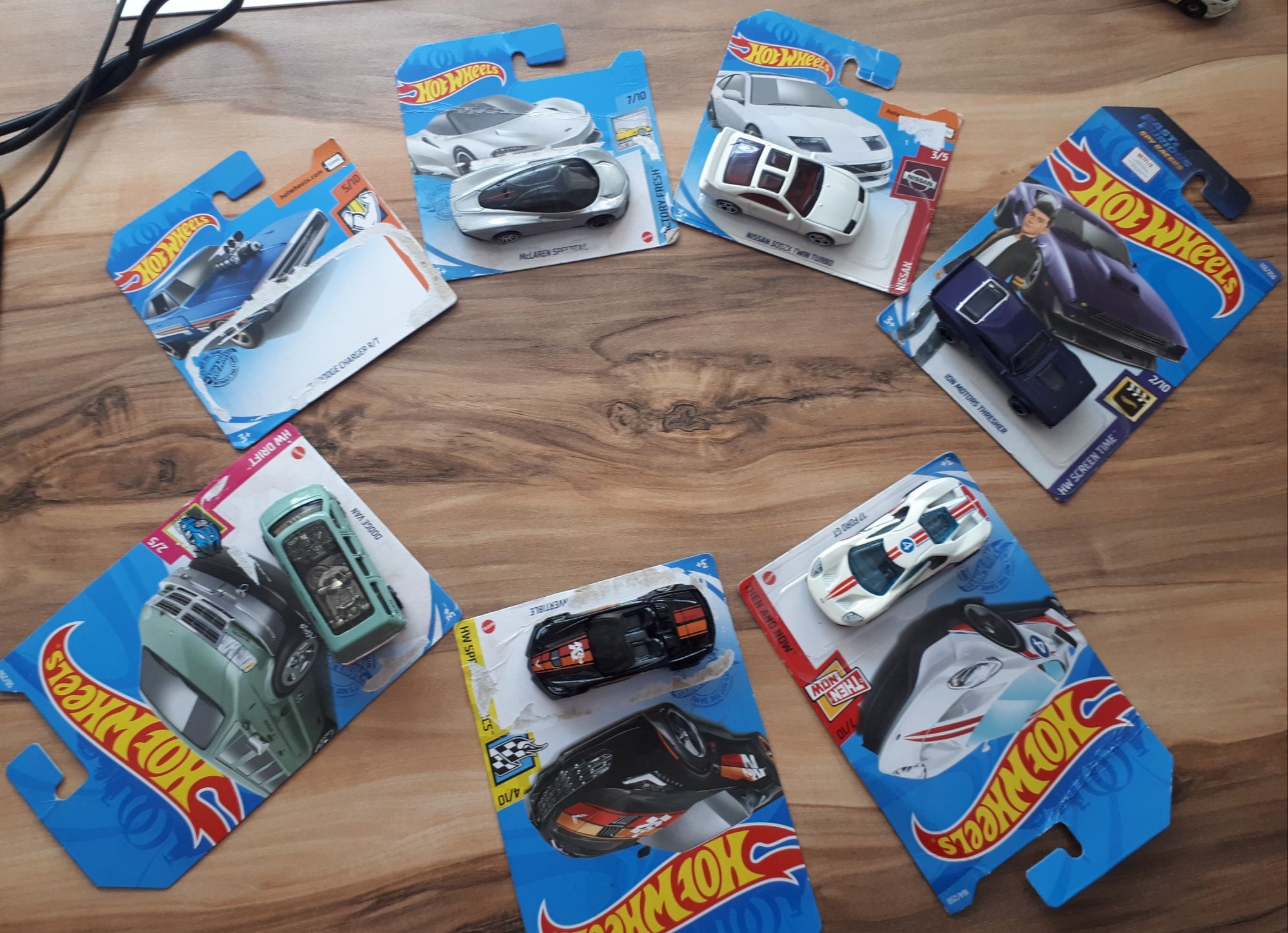HotWheels машинки