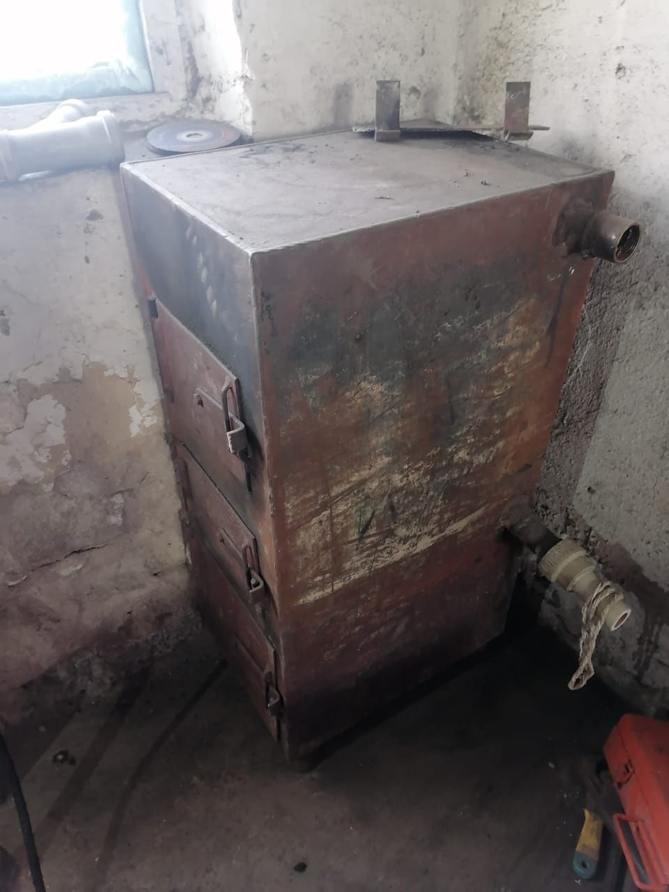 Продам печь б/у в хорошем состоянии