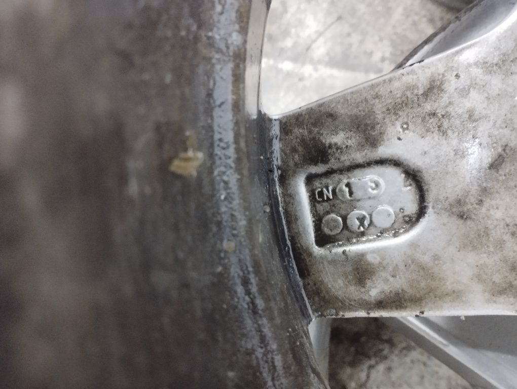 Продам диски R16