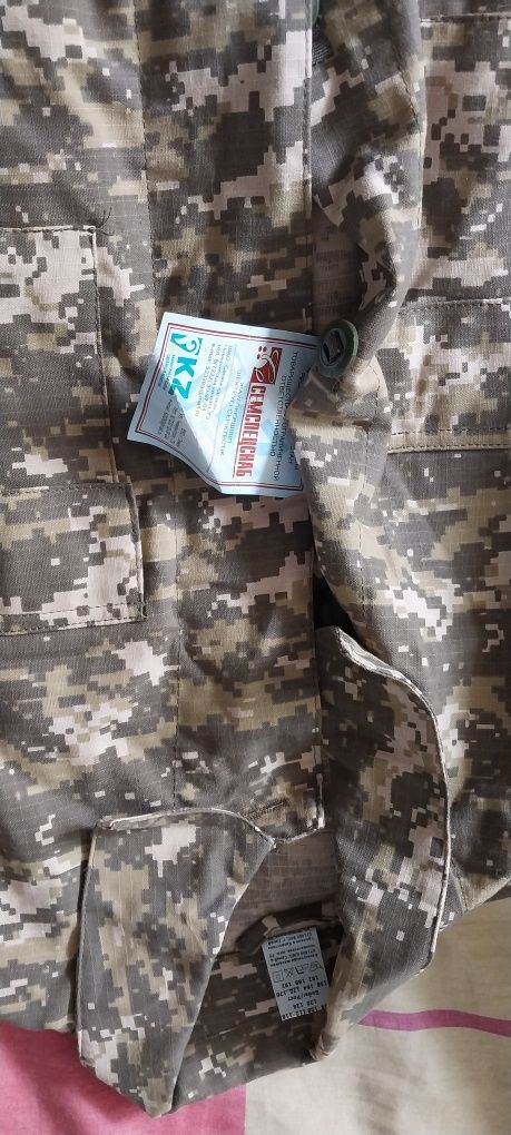 Военный одежда штаны и верхний