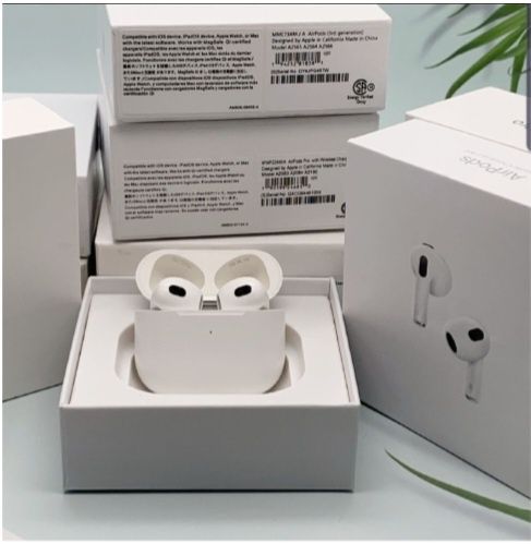 Беспроводные наушники Apple AirPods. Наушники. Наушник.