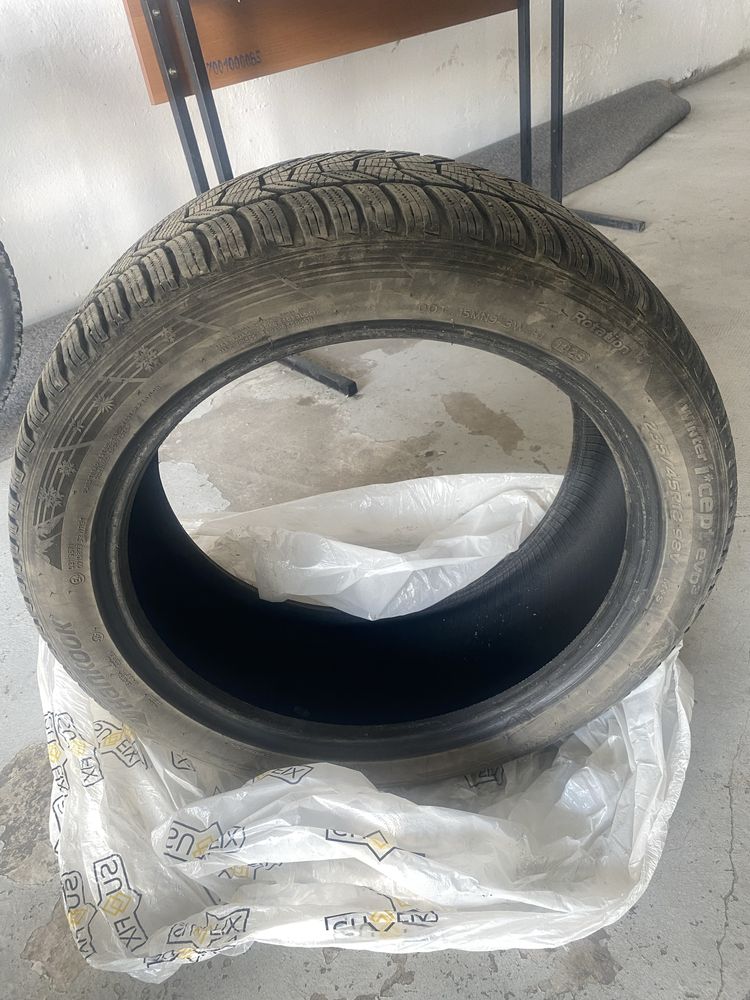 Шины зимние Hankook Winter I*cept Evo 3 235/45 R18 98V без шипов