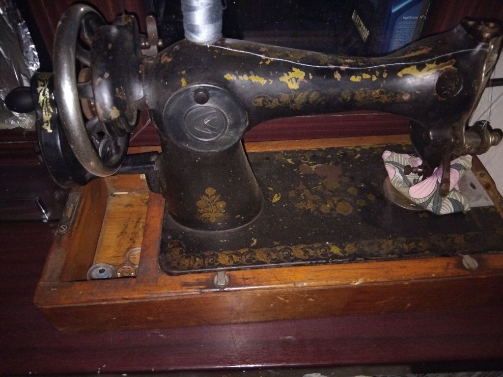 Продаётся швеини машинка