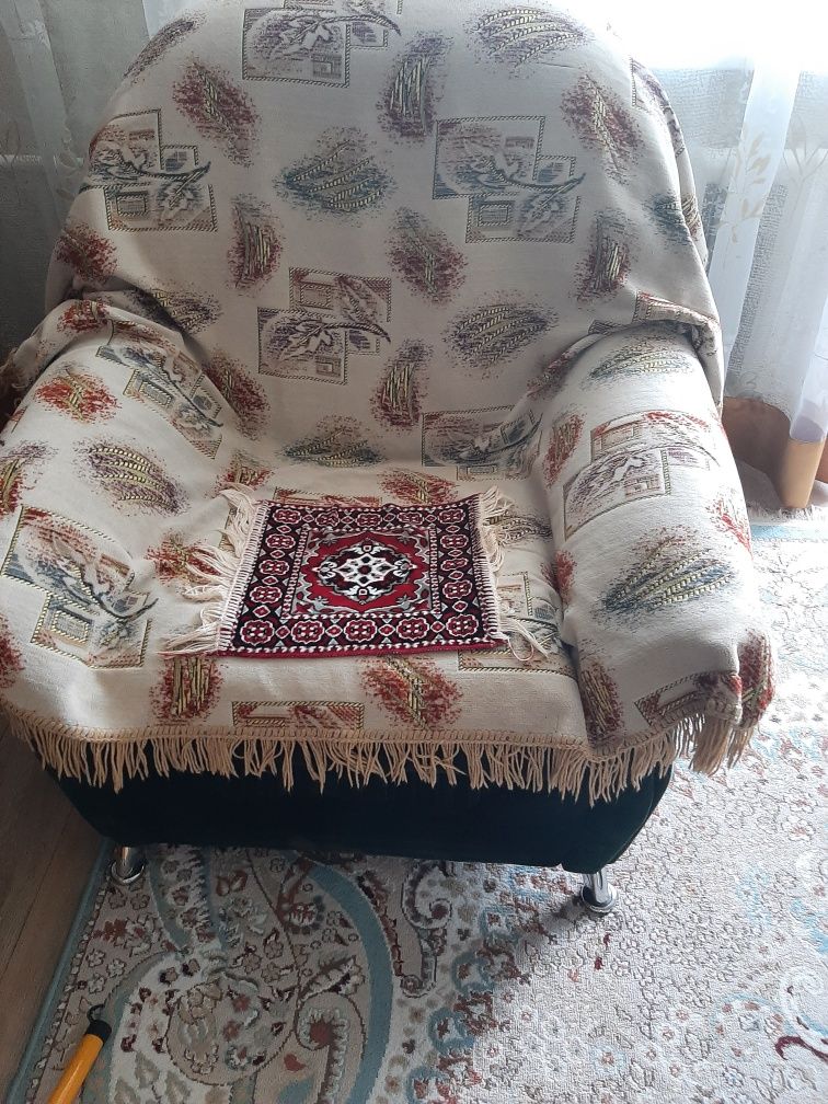 Продам уголок тройка