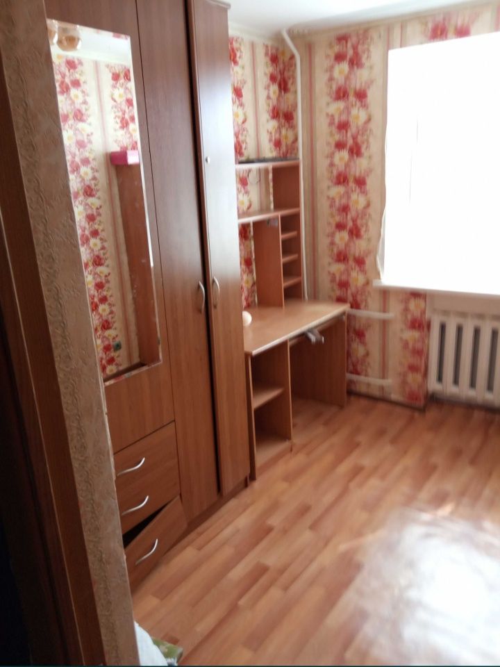 3комн.квр. 2эт.лоджия, кладовка