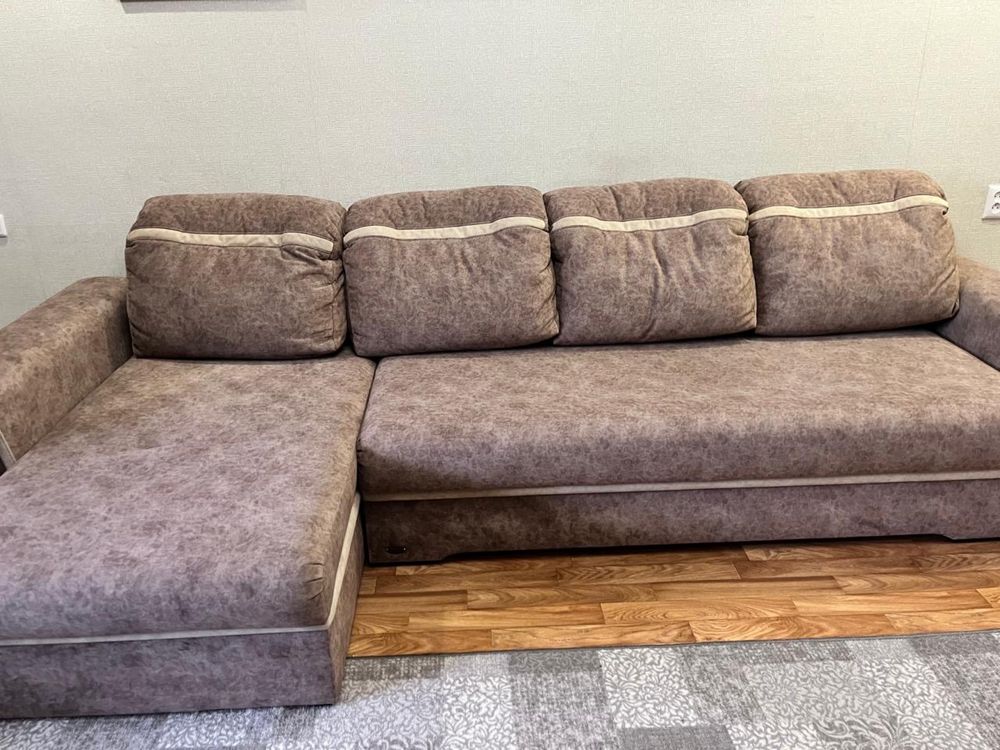продам диван белорусский.