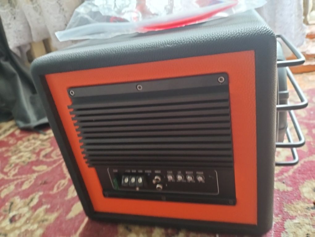 Продам Сабвуфер за 40к