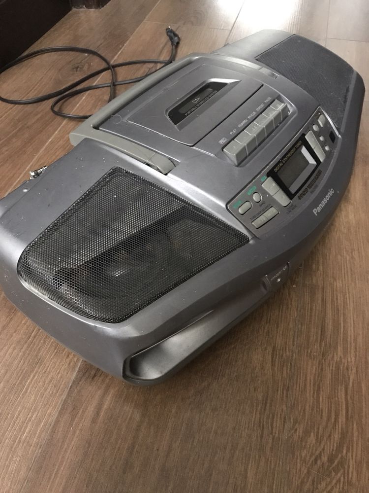 Магнитофон PANASONIC