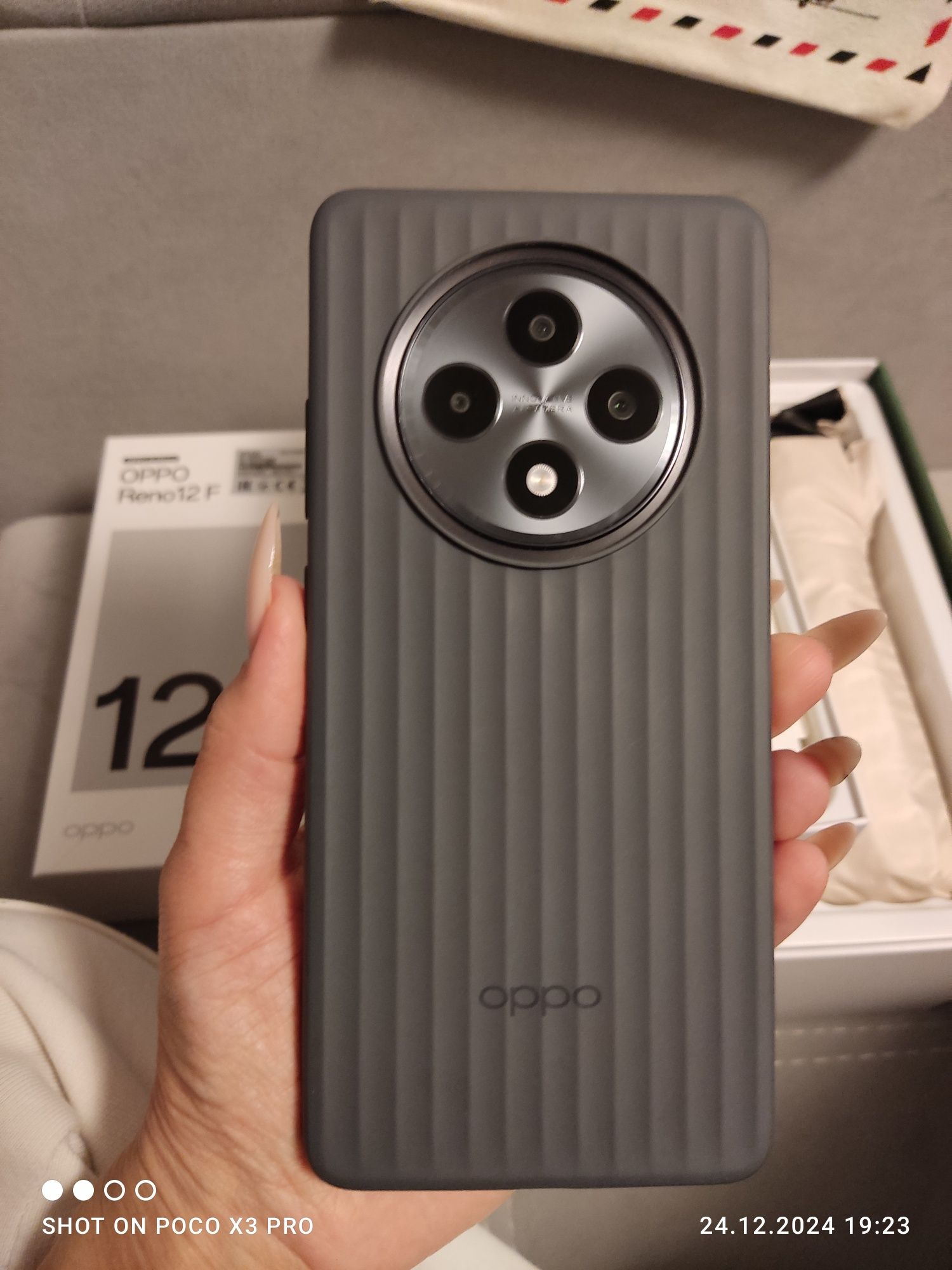 Смартфон OPPO Reno12F