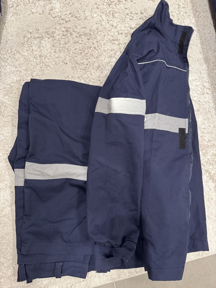 Продам спецодежду зимняя летняя 52-54 рр (XL) и ботинки 43 рр