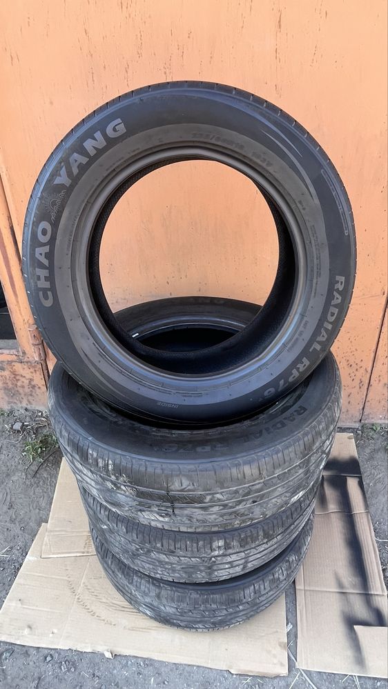 235/60/18 летние шины 4шт