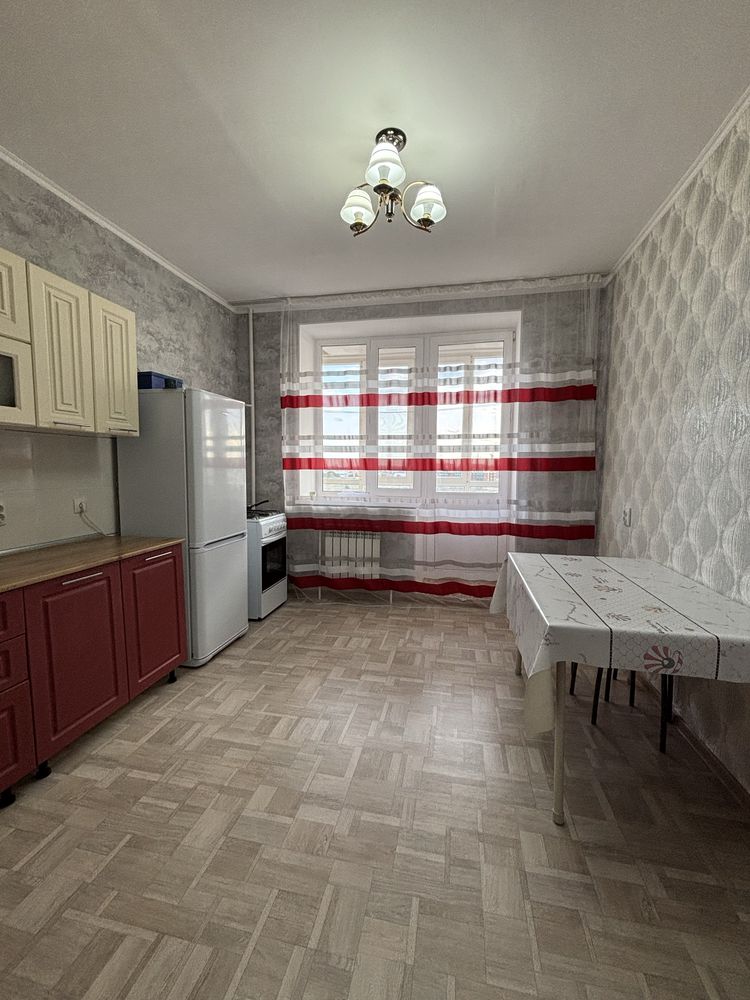Продаётся 1 ком.  Квартира, 10 микрорайон