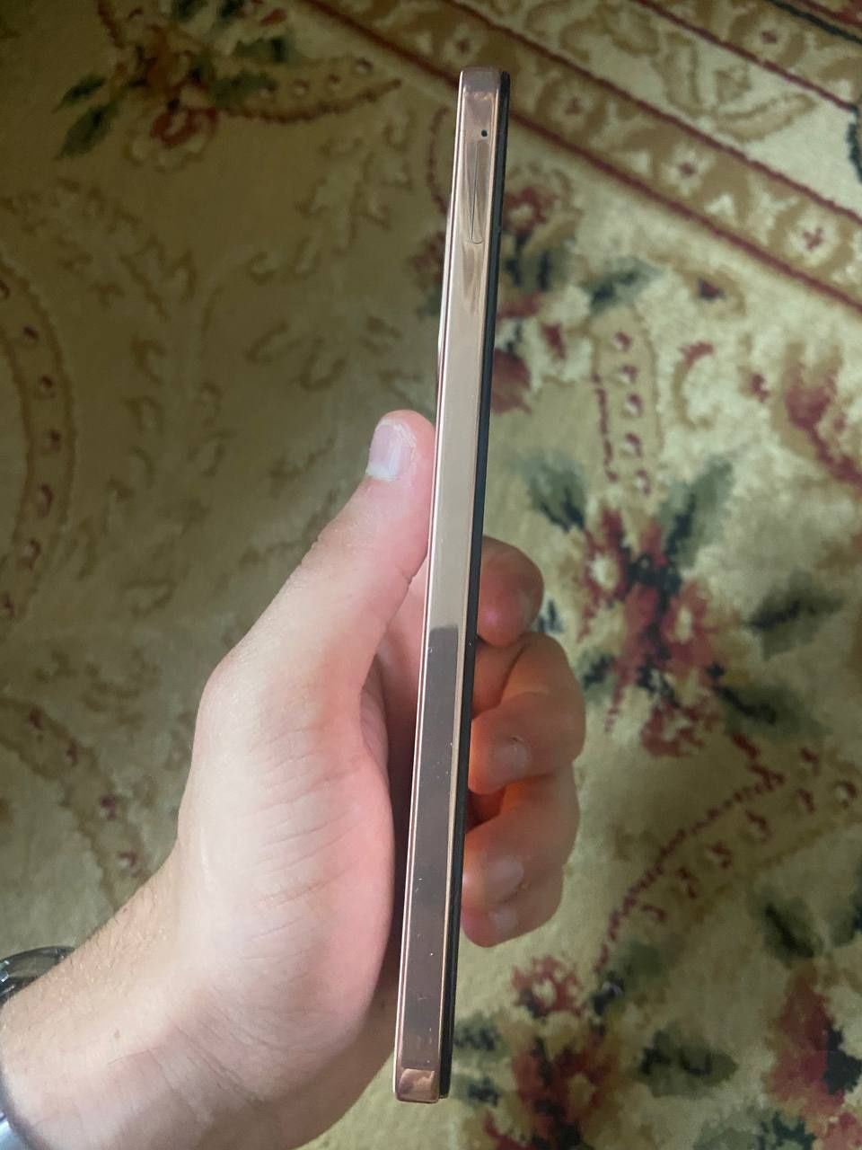 Продам новый виво у 28
