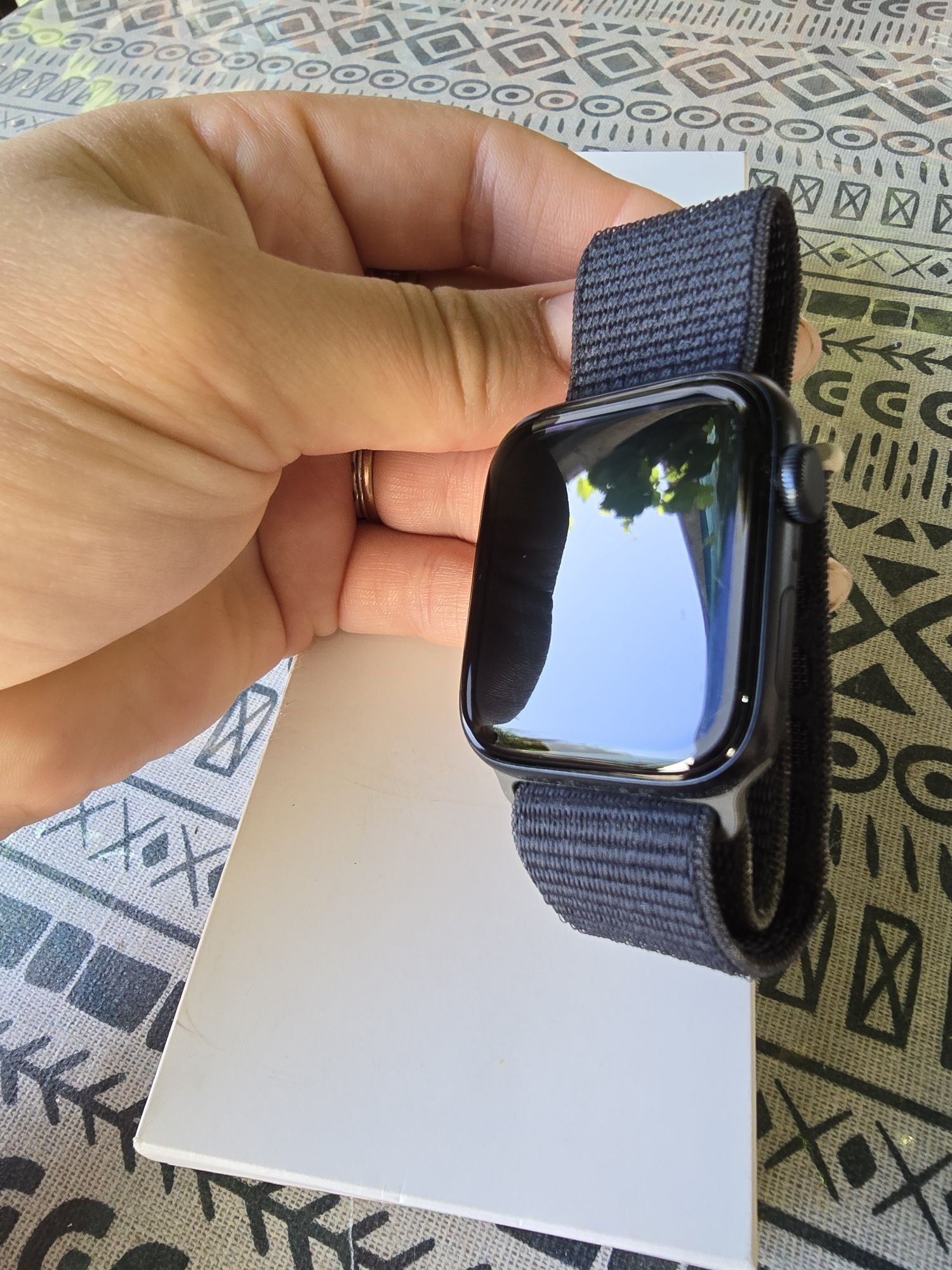 apple watch se 44 mm