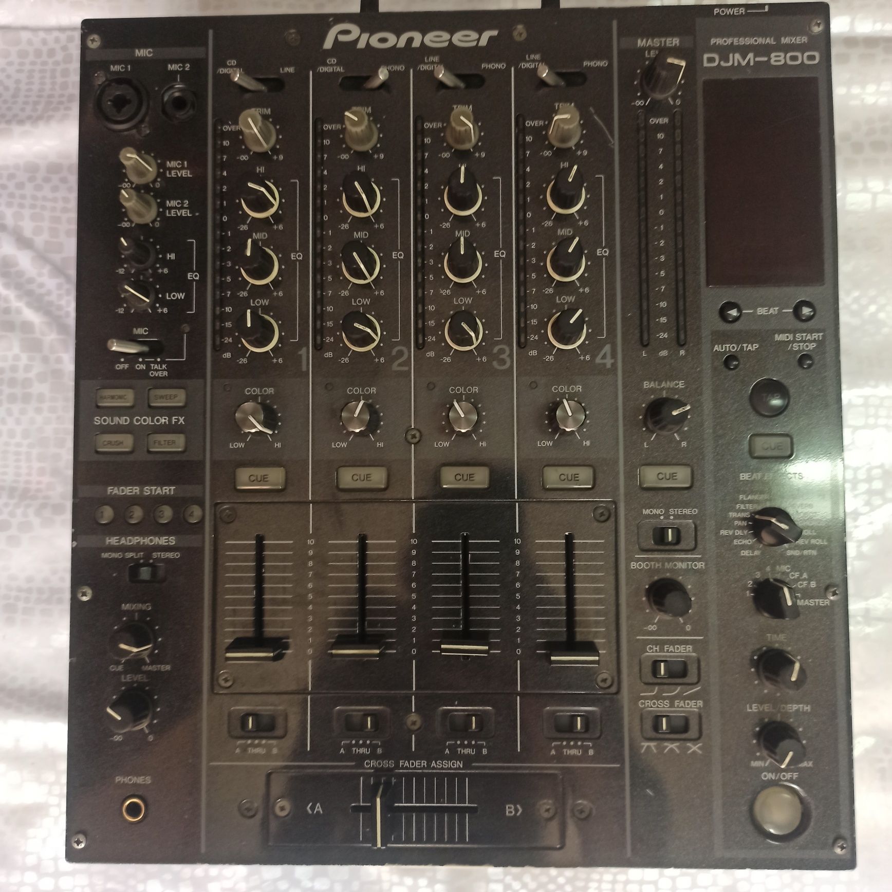 Dj микшер Pioneer DJM-800