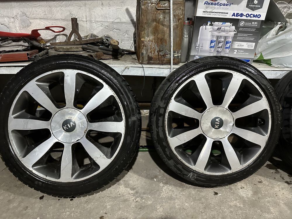 Продам диски с резиной r18