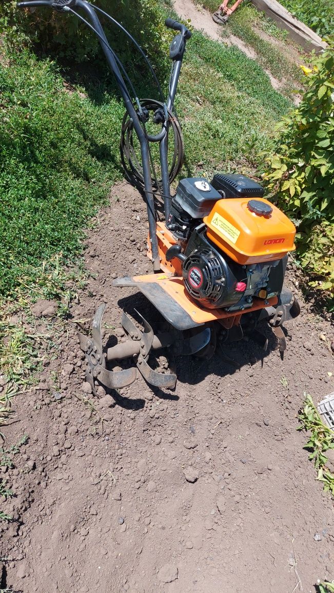 Продам культиватор