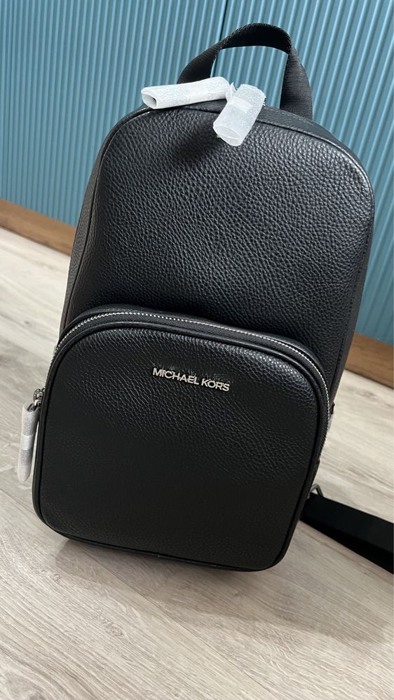 Продам сумку Michael Kors, оригинал новая