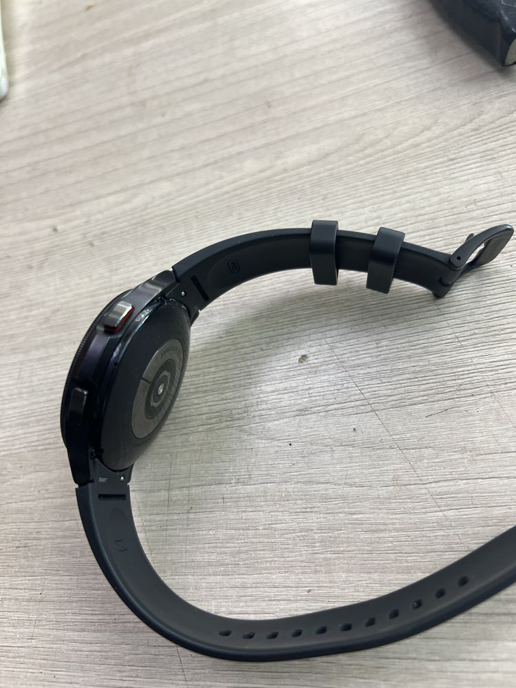 Продам samsung S 22 Ultra + часы samsung galaxy watch 4 classic 46mm